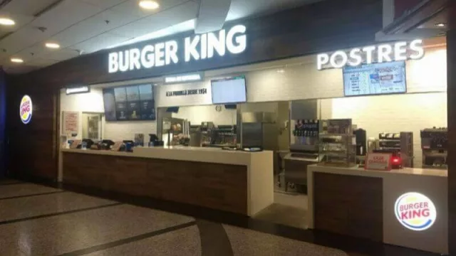 Starbucks, Le Pain Quotidien, Havanna, KFC y ahora Burger King (no, no es un shopping, es Aeroparque)