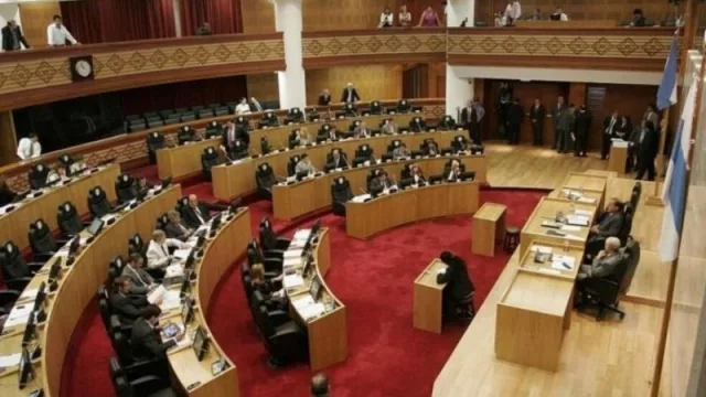 “Congelamiento” de las dietas en la Legislatura: el ahorro estaría destinado a comedores escolares