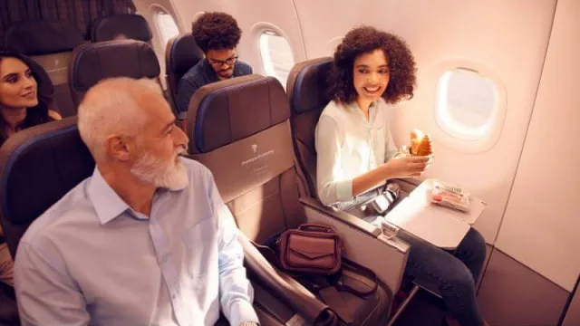 Desde marzo, TUC-AEP en Premium Economy de Latam (sin nadie al lado, con equipaje y a $5.000 el tramo)