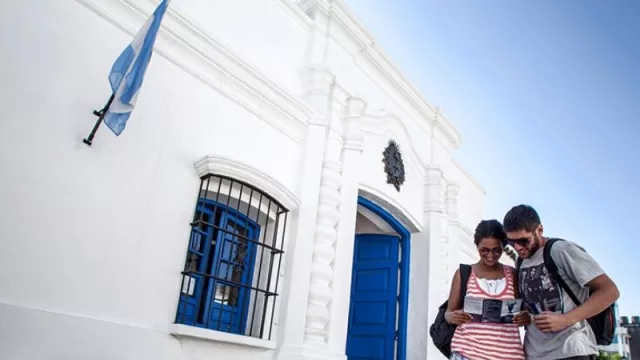 Estadísticamente hablando: ¿cuántos visitantes se movilizan en Tucumán durante la temporada alta?