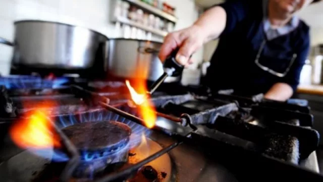 Un poco de respiro para los tucumanos: se postergó el aumento del gas para febrero 