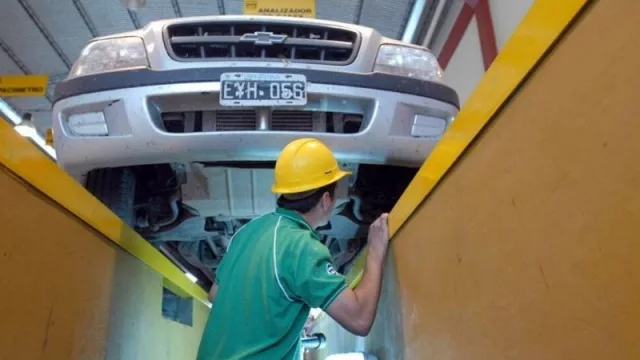 Vacaciones 2020: ¿cómo es el trámite y cuánto cuesta la VTV para salir a la ruta  con tu vehículo?