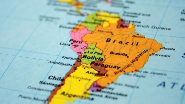 Latinoamérica entró en zonas de fuertes turbulencias y vos...