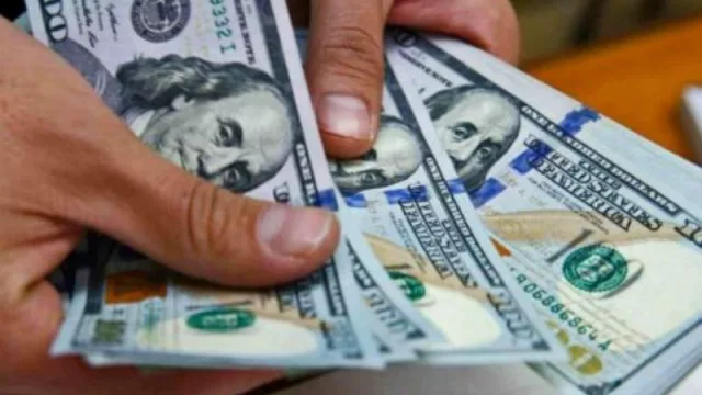 Alberto Fernández piensa profundizar el cepo cambiario y los tucumanos se apresuran en comprar dólares ¿se viene otra corrida?