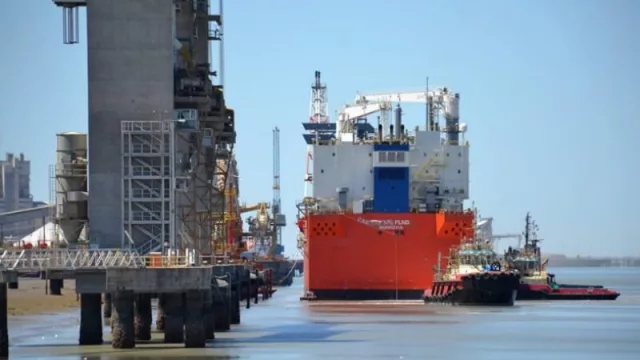 YPF y puerto bahiense, con una visión estratégica en común