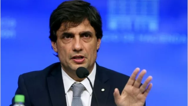 Lacunza reconoció que va a resurgir el dólar blue