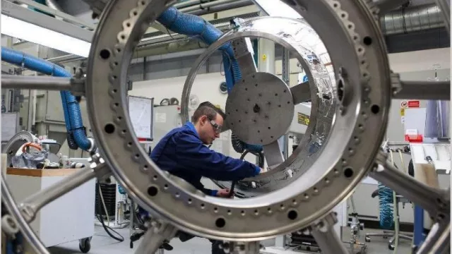 Con una desaceleración de la caída, la industria se amesetó pero no crecerá este año