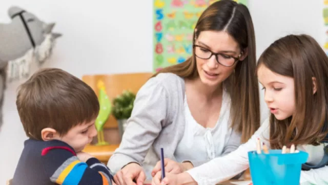 La crisis también afecta los colegios privados de Tucumán y crece la informalidad en el sector