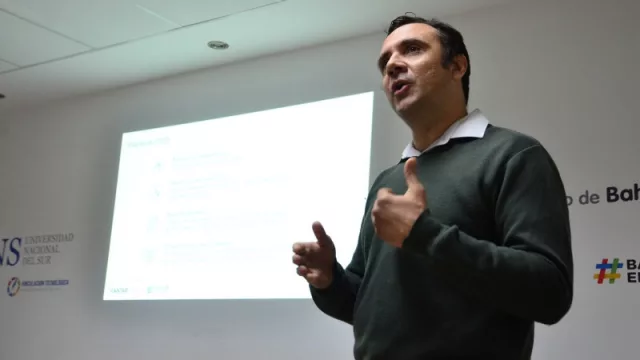 Desayuno, tendencias y social commerce de la mano de CACE en Bahía Emprende