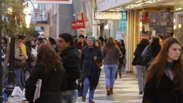 Semana Santa acorta los días laborables: ¿cómo atenderán los comercios hasta el viernes en Tucumán?