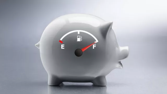 Bahienses desarrollan dispositivo para ahorrar combustible en autos