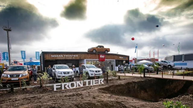 Nissan lanza plan canje de granos (y versiones de trabajo) de la Frontier