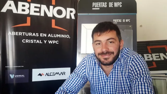 Una apuesta a generar trabajo local: fábrica de aberturas en Cuyaya