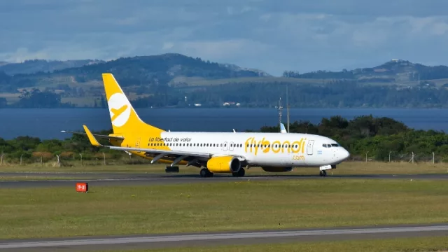 Flybondi cumplió un año con récord de apertura de rutas (Bahía Blanca entre los destinos)