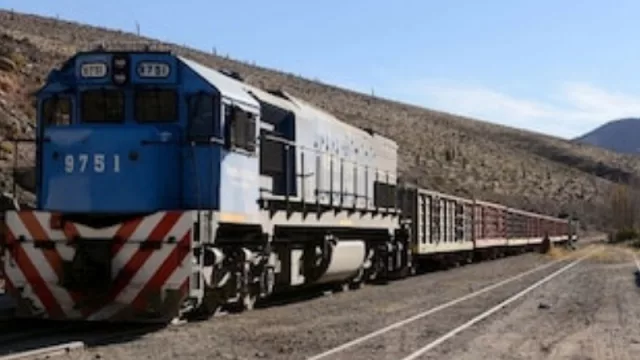Invertirán millones de dólares en trenes de cargas para ampliar el apoyo logístico a los productores del NOA