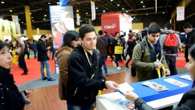 Oportunidad laboral para jóvenes tucumanos en la próxima edición de la feria de empleos en la Sociedad Rural
