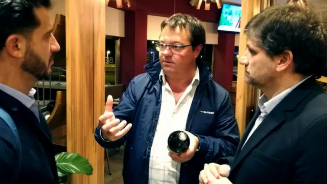 Cua cua Cuarenta y... El dolar sube... ¿La esperanza es verde?