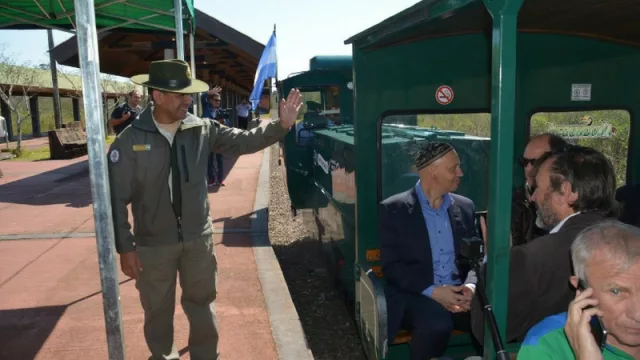 Cataratas superó el millón de visitas y presentaron la nueva locomotora ecológica