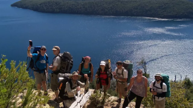 Avances sobre turismo estudiantil y el caso de Snow Travel