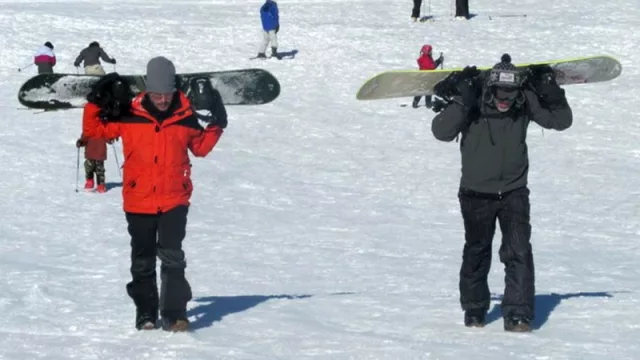 Crece la práctica de snowboard en el parque de nieve Batea Mahuida