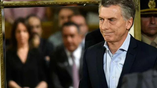 Del “romperse el traste” a los “empresarios vivos”: los 7 reclamos de Macri al empresariado