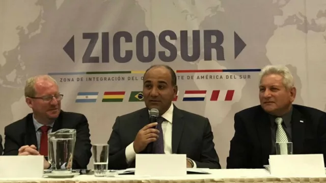 Con la crisis cambiaria controlada, los gobernadores de la región llegan a la provincia