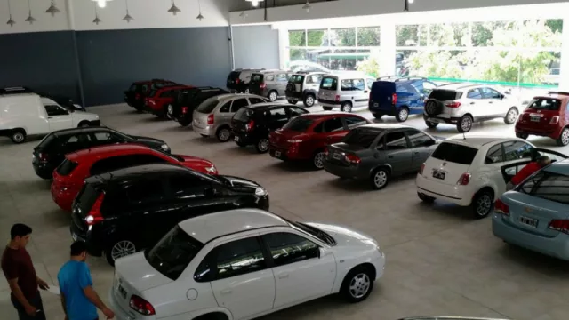 Tras la suba de tarifas en Tucumán ¿se venden más o menos autos usados?