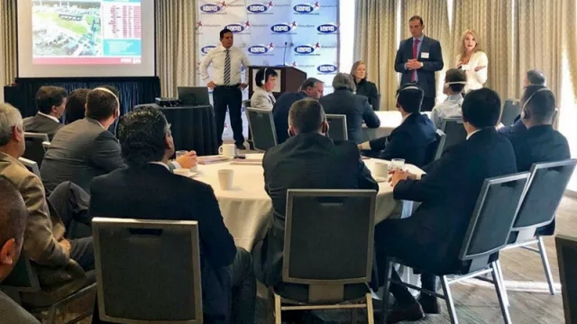 En Houston, la ministra Bibini buscó seducir a empresarios norteamericanos del gas y petróleo