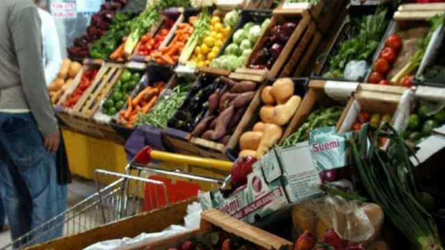 Los consumidores pagaron hasta 5,1% más los productos agropecuarios en relación con su precio de origen