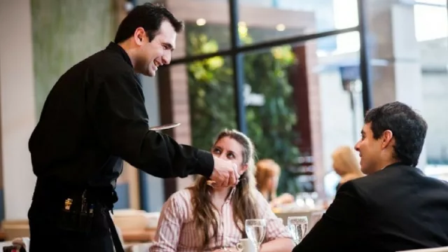 Tucumán ofrecerá una capacitación para personal de hoteles y restaurantes