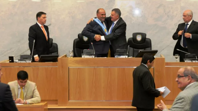 Trabajo, inseguridad y conectividad aérea: Manzur encabezó la apertura de sesiones ordinarias