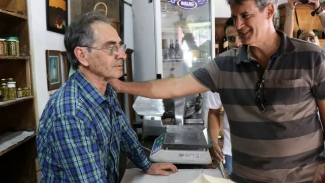 En medio de su posible postulación a Gobernador de Tucumán, Prat Gay puso en duda la gobernabilidad de Macri