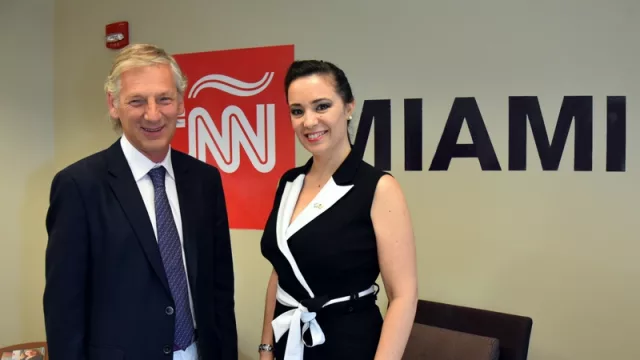 InfoNegocios Miami entrevistó a Longobardi en los estudios de CNN en Español