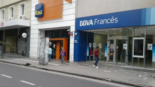 La huelga bancaria paralizó a la city tucumana