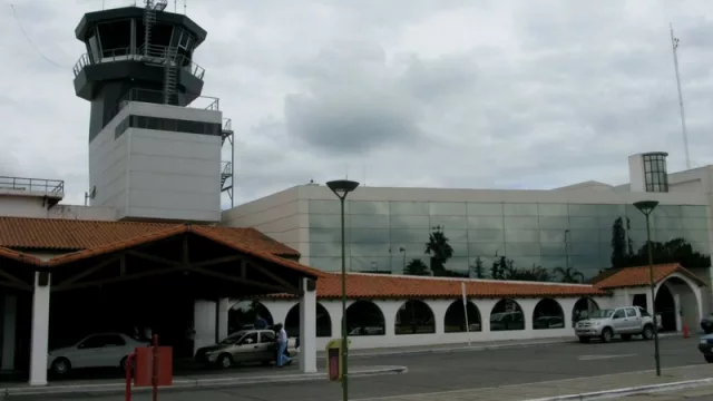 Se acerca el cierre del aeropuerto, y Aerolíneas ya comenzó a reprogramar sus vuelos