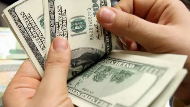 En diciembre los argentinos compraron 3.900 millones de dólares, récord histórico para el país