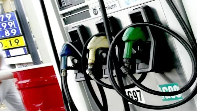 Mientras los tucumanos están de vacaciones los combustibles aumentan nuevamente