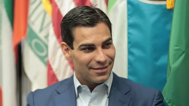 Con más de USD 3 M Suárez recibió el cargo como alcalde de Miami