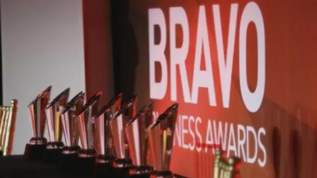 Los Premios Bravo reconocen en Miami a 6 líderes empresariales de Latam y EE.UU