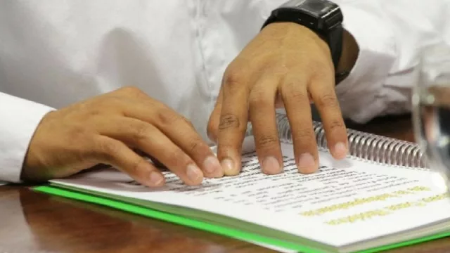 Una ejemplar medida que incluirá a las personas no videntes a la promoción turística