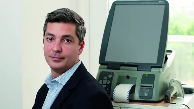 El mundo va hacia el voto electrónico (Andrés Rombolá, Country Manager de Smartmatic)