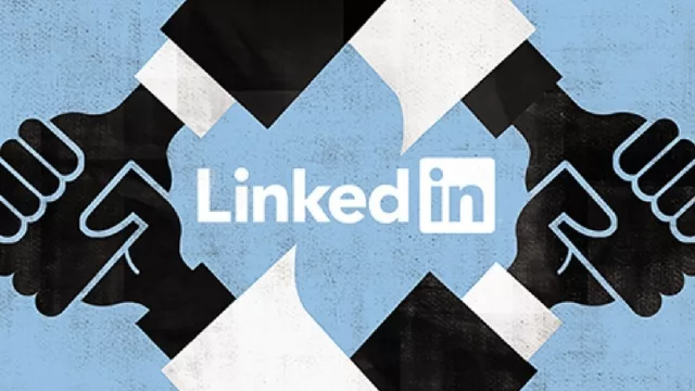 Documentos, por favor... Ah, tiene LinkedIn, pase, comente nomás (nueva funcionalidad en IN Tucumán)