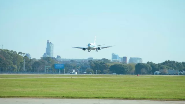 Los arribos de turistas extranjeros por vía aérea crecieron casi 10%