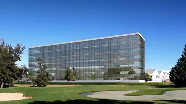 Ciudad Empresaria inicia Jardines del Golf (8.000 m2 en 6 niveles)