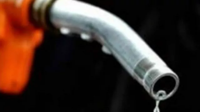 Reforma tributaria: una modificación en el impuesto al combustible favorecería al norte