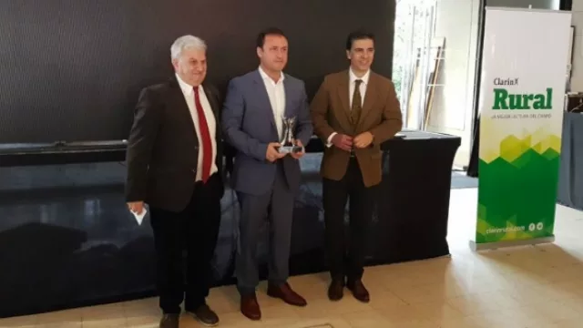 Los Balcanes premiada por Clarín Rural por su “Desarrollo Industrial”