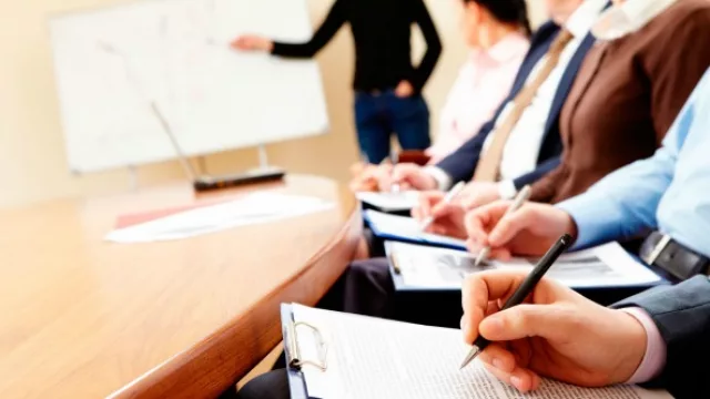 La mayoría de los argentinos consideran clave la capacitación en una empresa