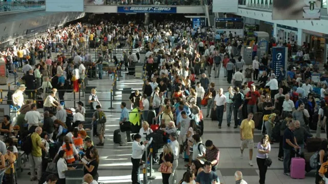 Cada vez son más los argentinos que eligen viajar al exterior