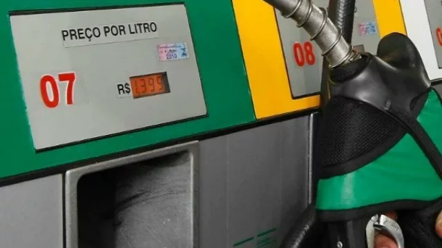 El gobierno hará reformas para el etanol, pero critica el pedido de Schiaretti y Manzur