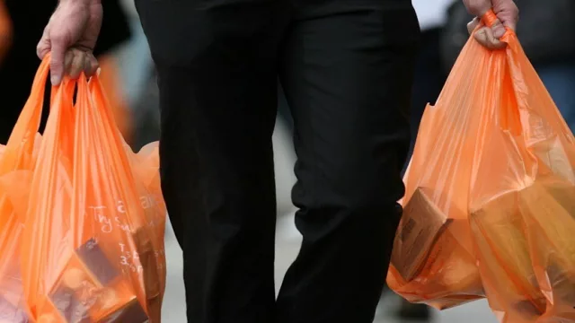 Bolsas plásticas: Tucumán implementa en sus comercios una medida que fracasó en Salta